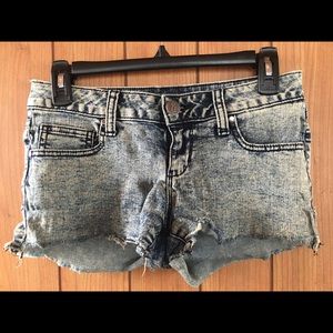 Decree denim shorts